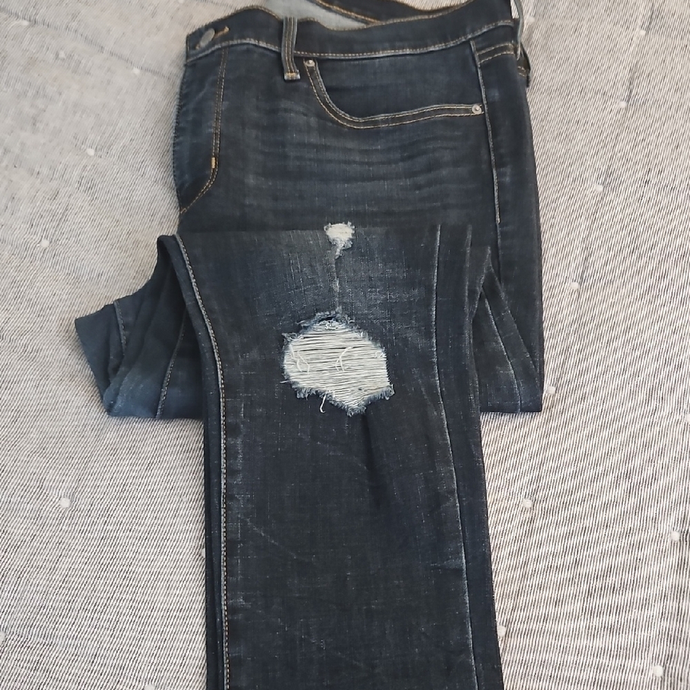 Women's Distressed Jeans - Dark Blue